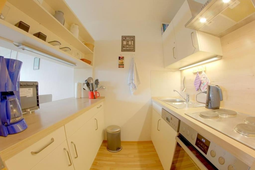 Apartment Brockenblick Mit Tollen Blick Und Schwimmbad Браунлаге Екстериор снимка